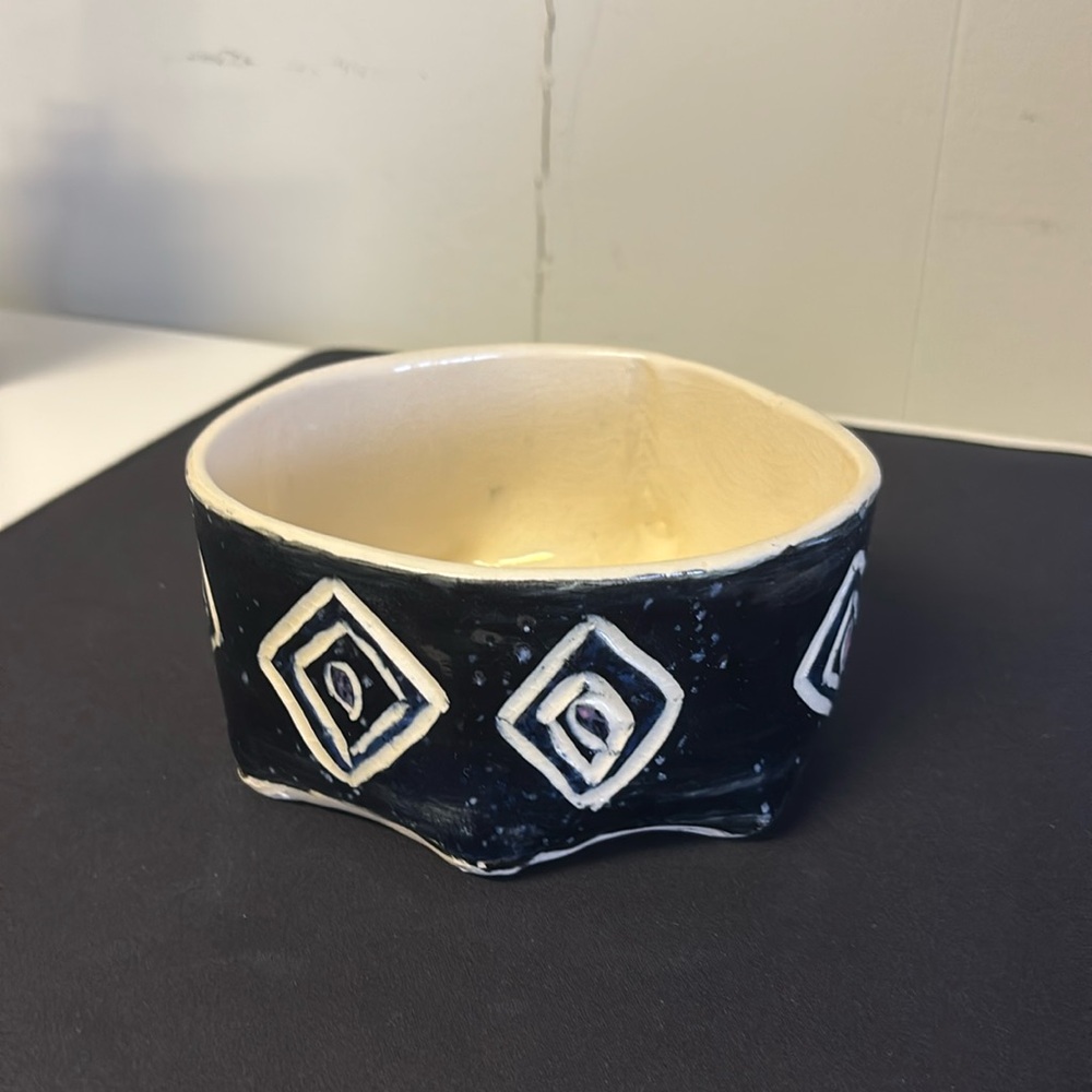 Ceramics Pottery (Bowl)